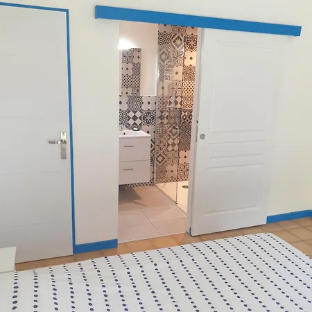 Chez Marcel Bed & Breakfast 3*